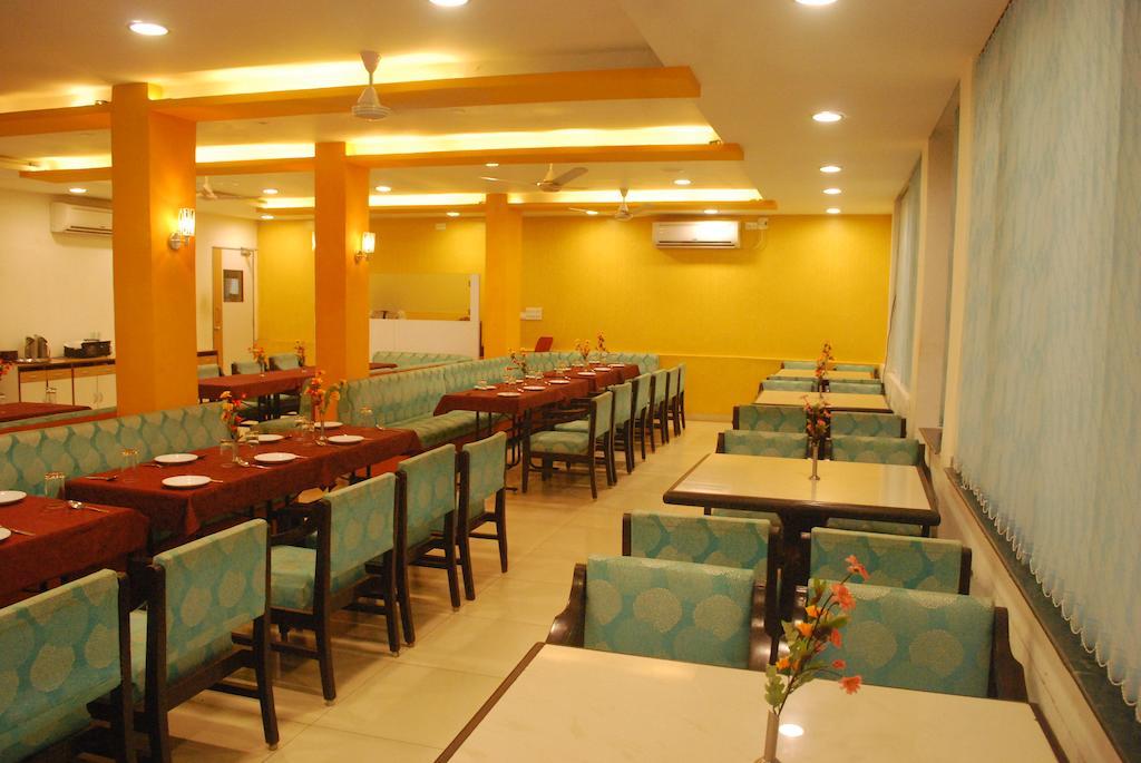 Hotel Sagar Kinara Mālvan 外观 照片